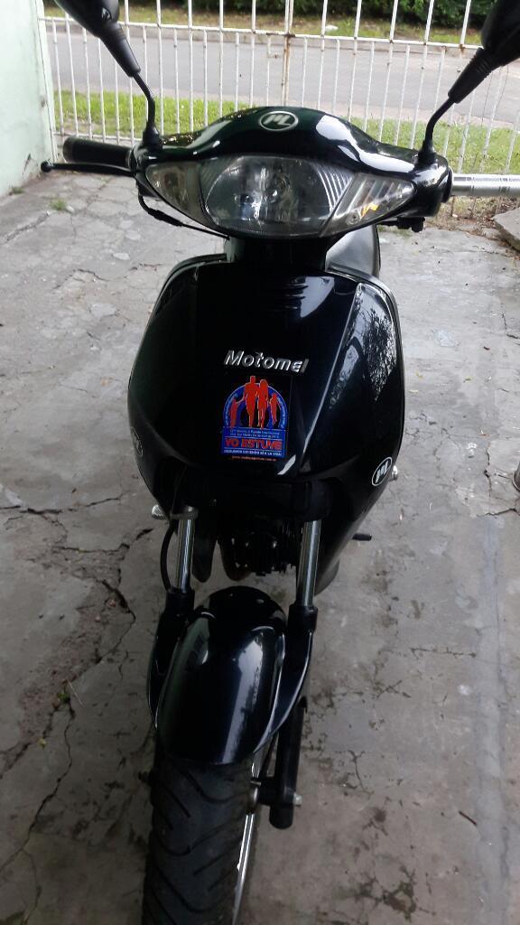 Vendo Moto 110cc 3300km  Año 2013