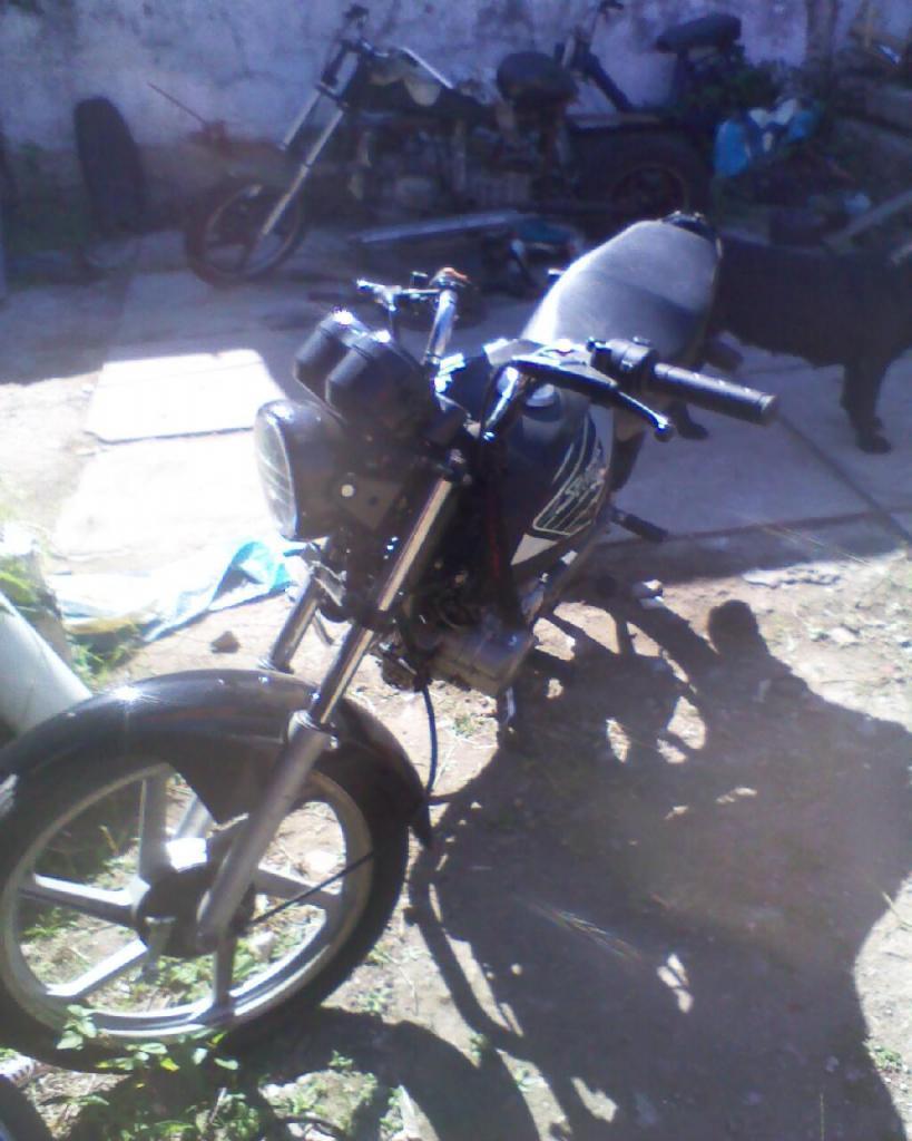 Honda 125 año 2008