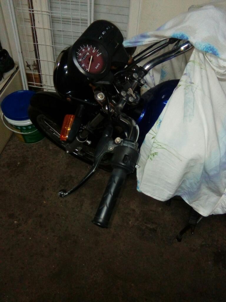 Vendo Honda Cb1