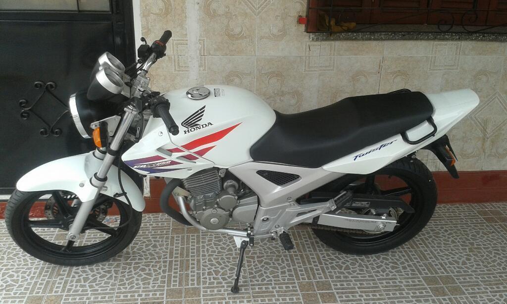 Honda Twister 250c 10000km Recib Moto