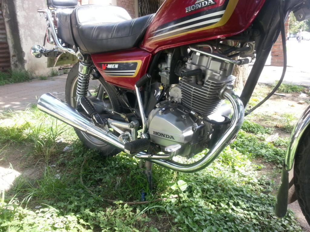 titular vende honda vmen 125 cc 2010 joya