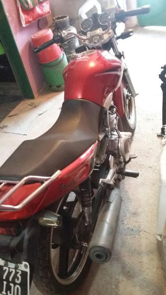 Vendo Moto