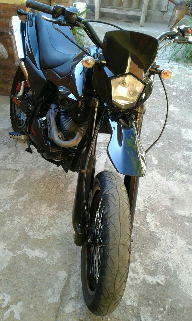 Vendo O Permuto Zanella Montar 200