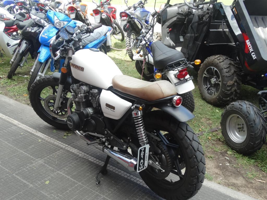 SUZUKI GS550 1983 IMPECABLE