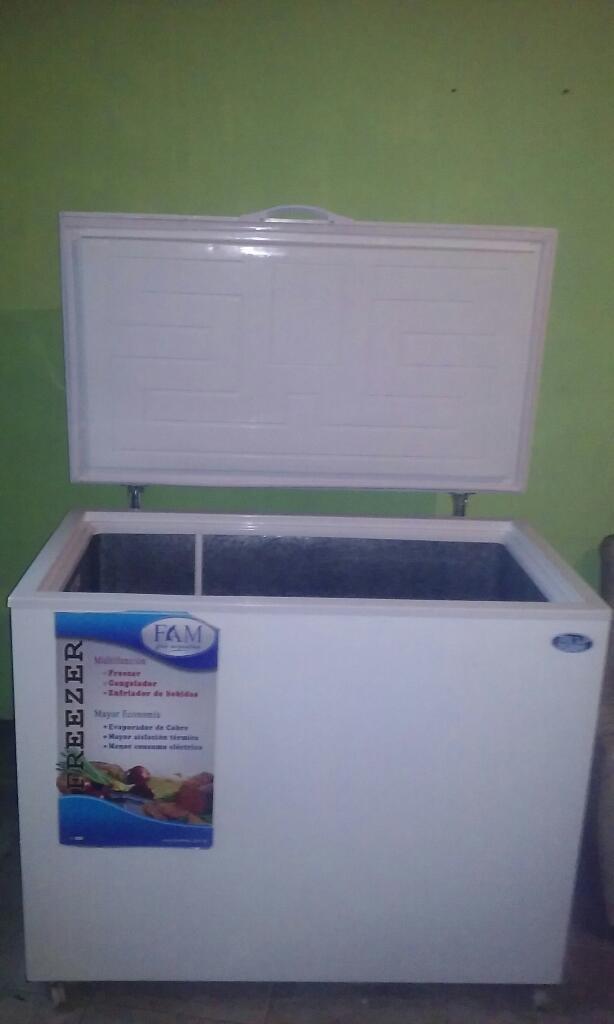 Freezer Nuevo Vendo O Permuto por Moto