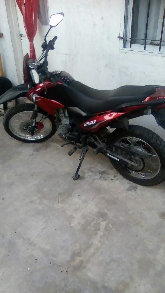 Vendo Moto Zanella Zr 250