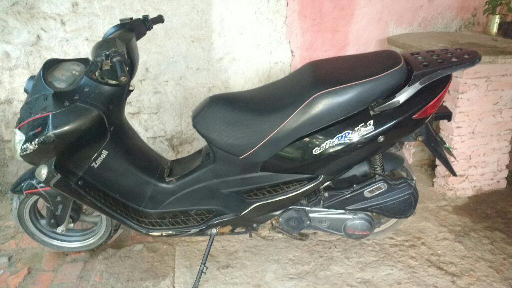 Vendo Moto Styler 125