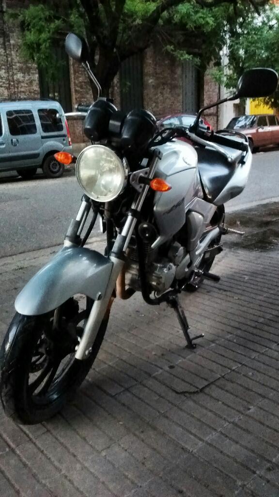 Yamaha 250 2011 Primera Mano