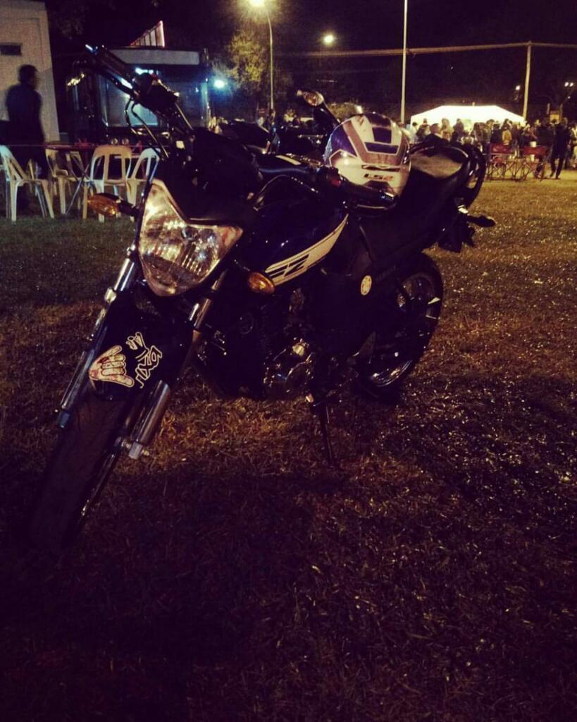 Vendo O Permuto Fz16