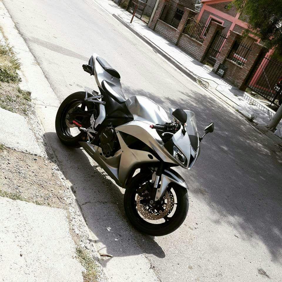 Moto Honda CBR 600 / mod 2009