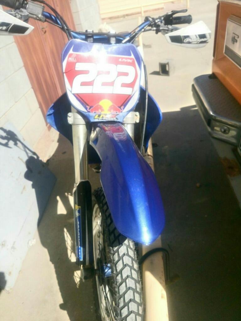 Vendo Yamaha Yzf 426