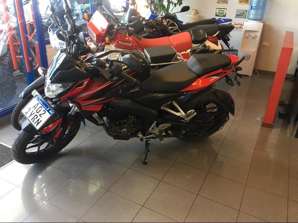 Bajaj Roser Ns 200/2017