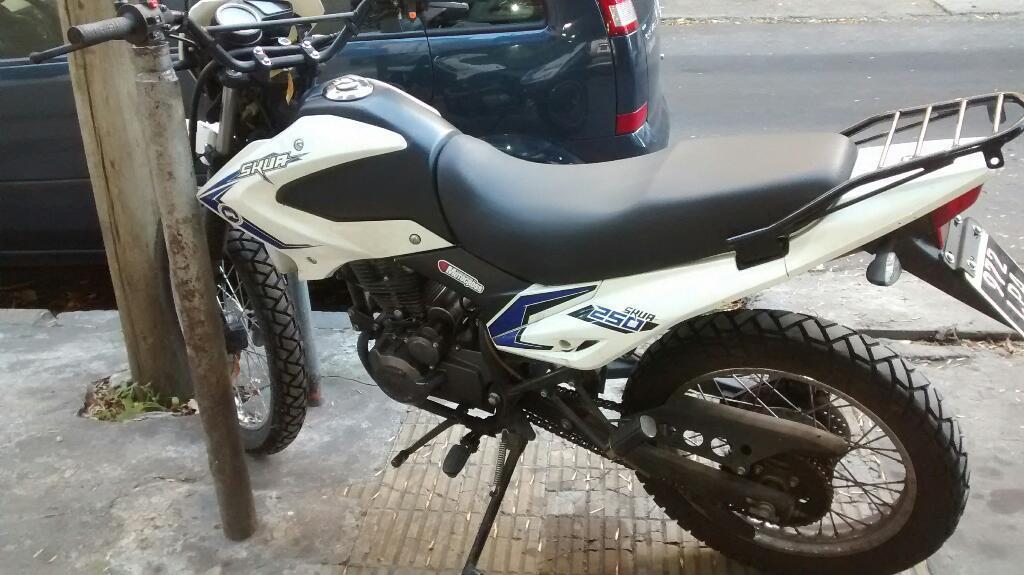 Vendo Motomel Skau 250