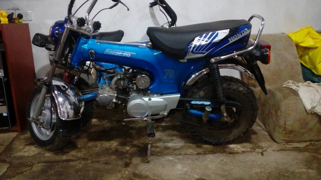 Vendo Honda Dax Todo Original