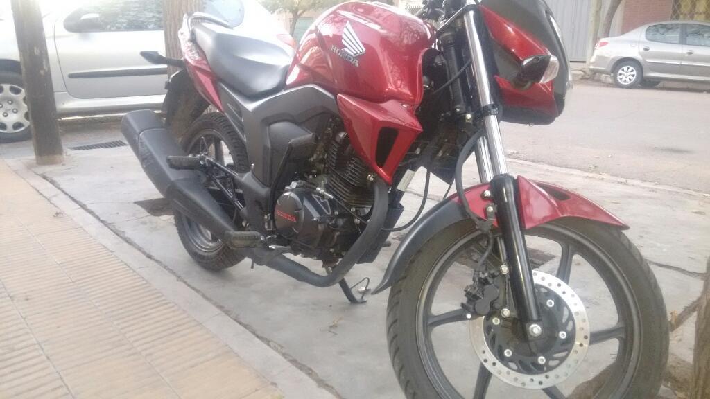 Honda Invicta 150cc 2015