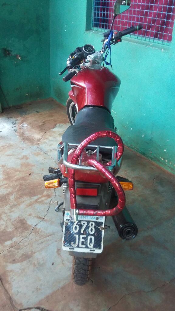 Vendo Moto 150