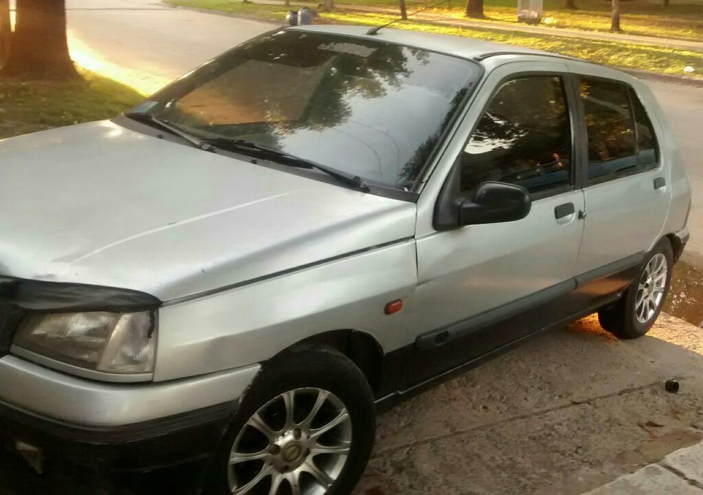 Renault Clio 1