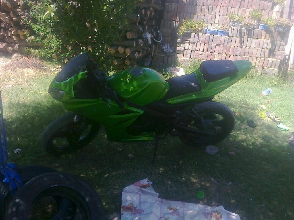 Vendo Urgente Modelo 2013 Motor 200