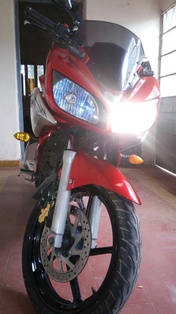 Vendo O Permuto X Auto Fz16 Fazer M2013