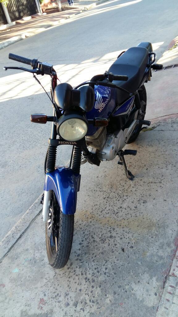 Vendo Cg Titan 2014 . no Permuto