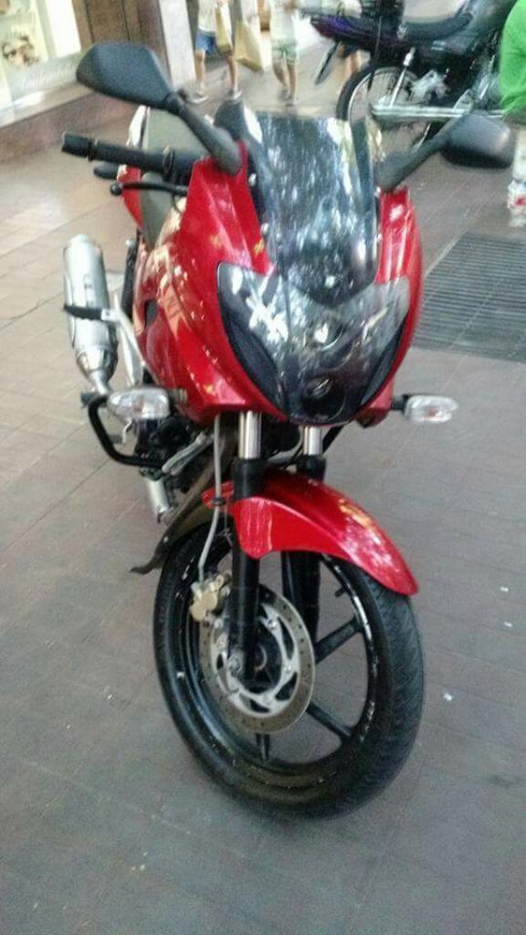 Rouser 220 F Impecable