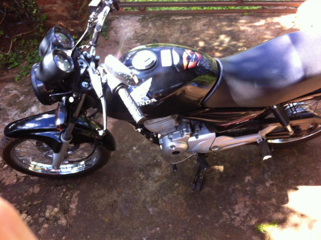 vendo honda cg150 o permuto