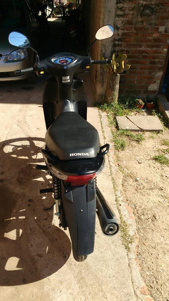 Vendo Honda Biz 125 Modelo 2016