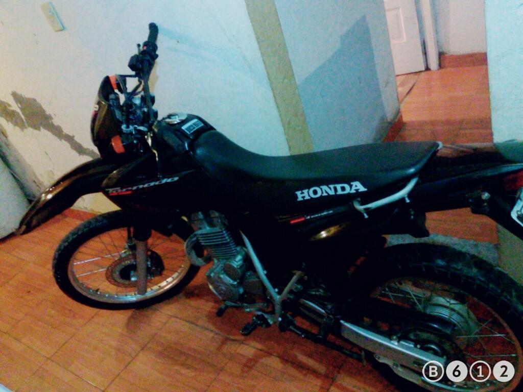 Vendo Honda Tornado Modelo 2013