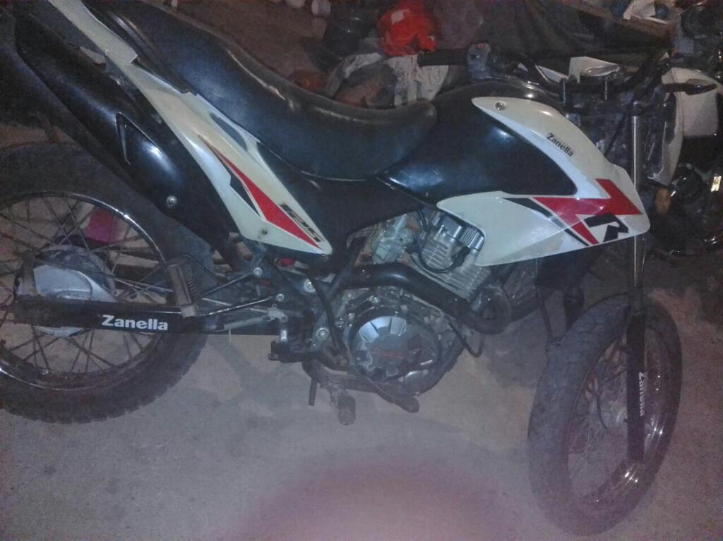 Vendo Zanella Zr125 Buen Estado