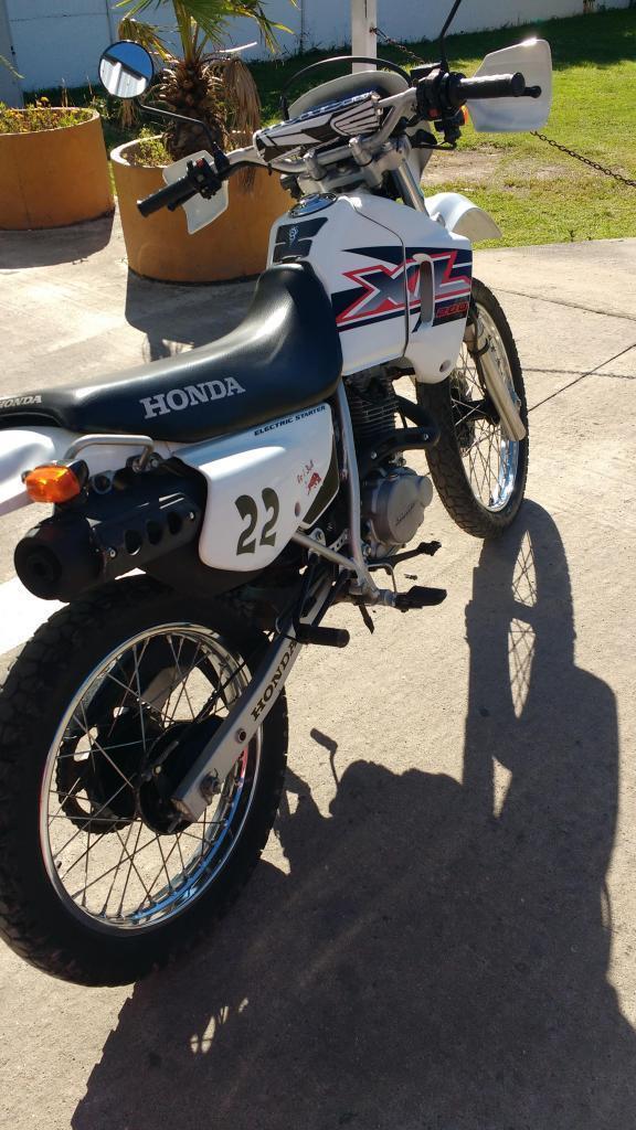 Moto Honda xl 200 impecable