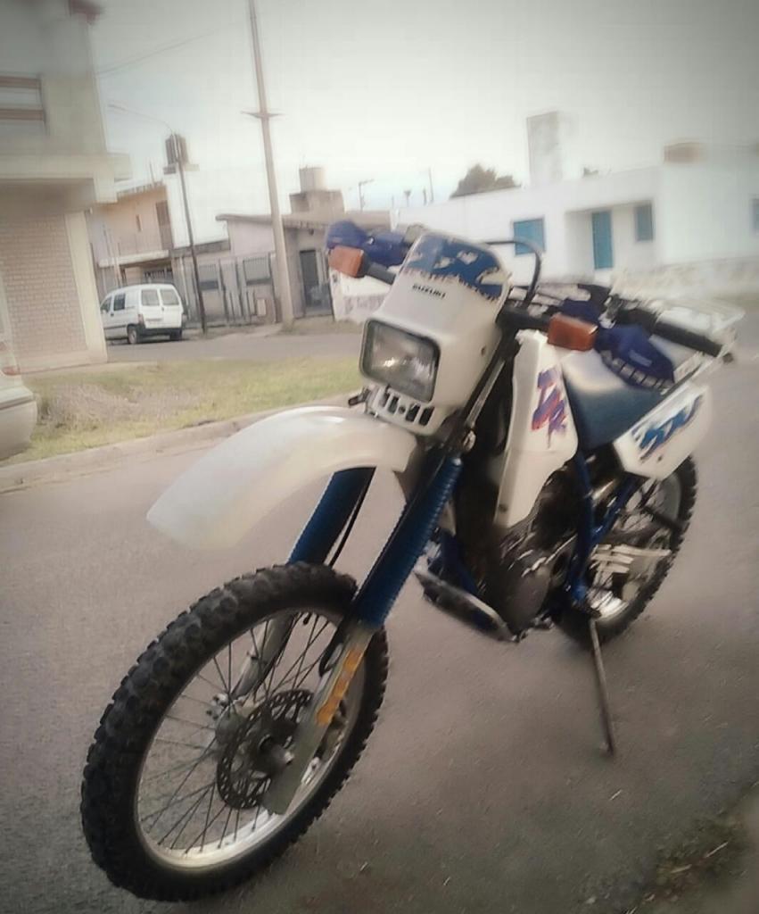 Moto Suzuki Dr 350 IMPECABLE 100 original