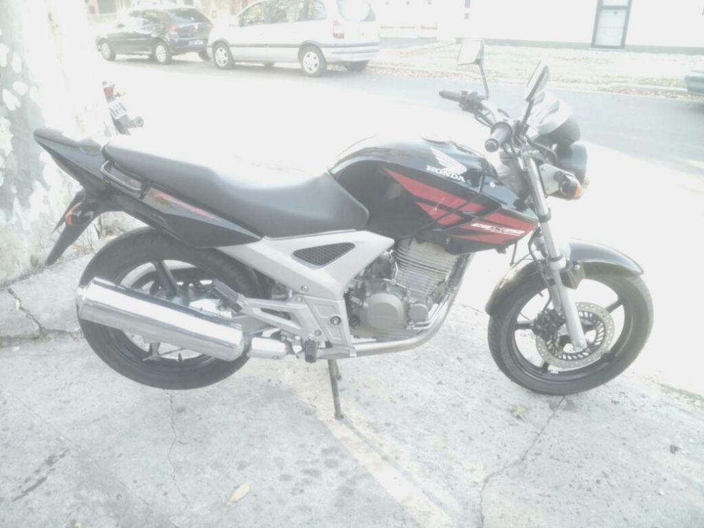 vendo cbx impecable