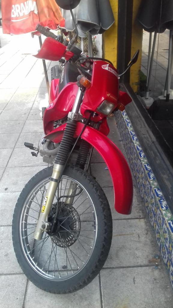 moto honda XL 200 R, AÑO 2010