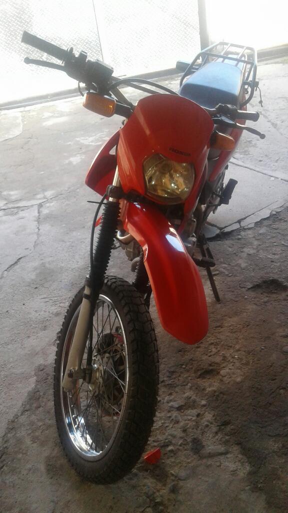 Vendo Moto Xr125 en Buen Estado