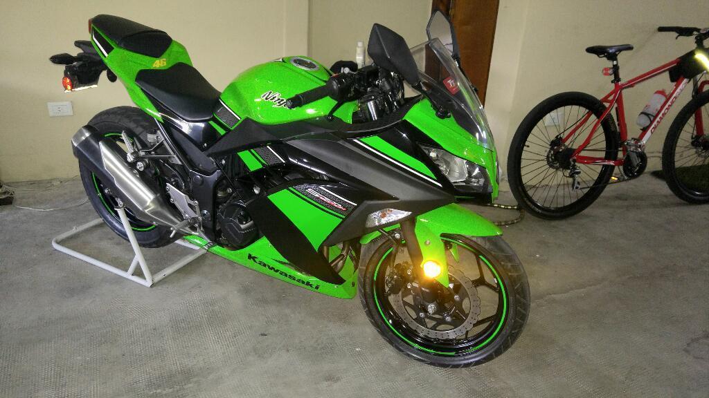 Vendo Kawasaki Ninja 300