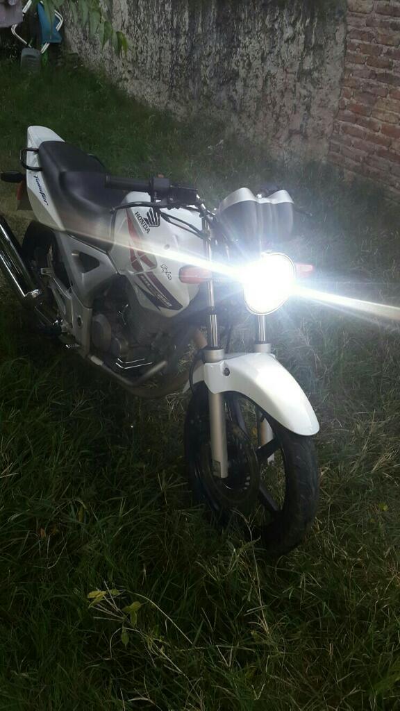 Honda Twister 250