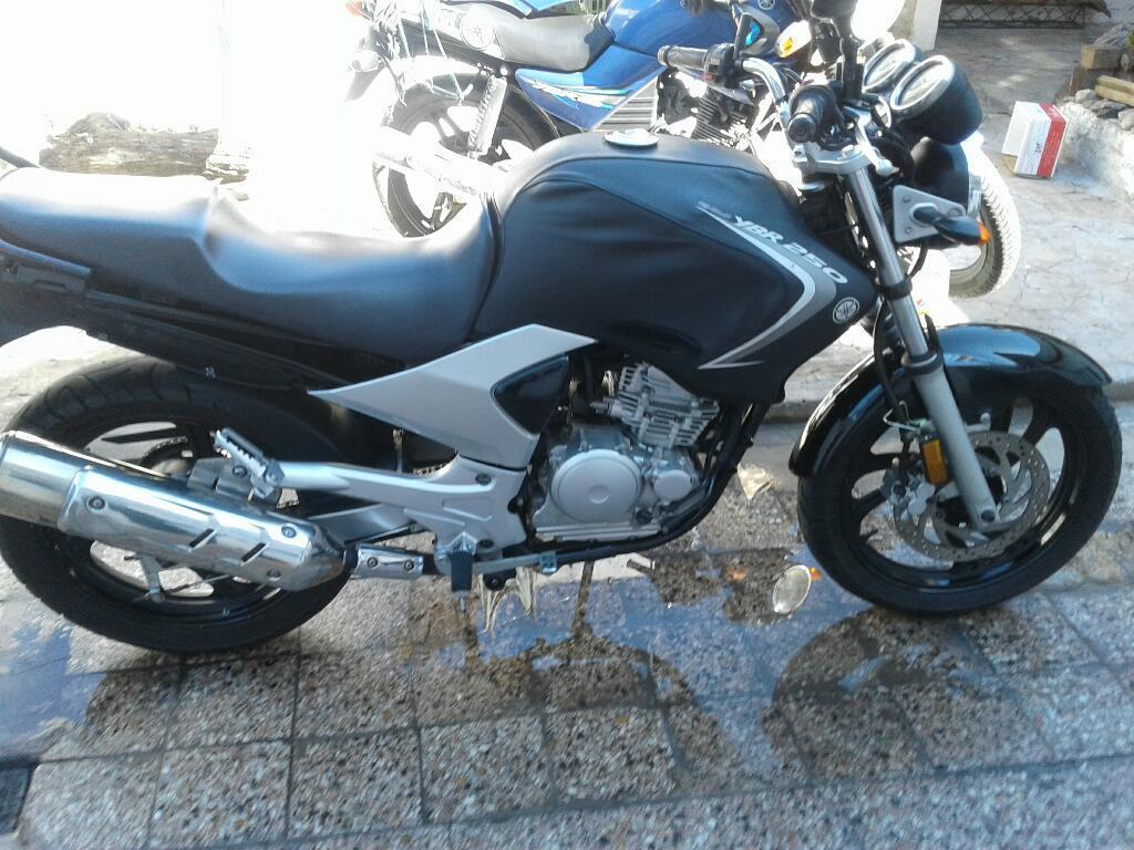 Vendo o permuto ybr 250