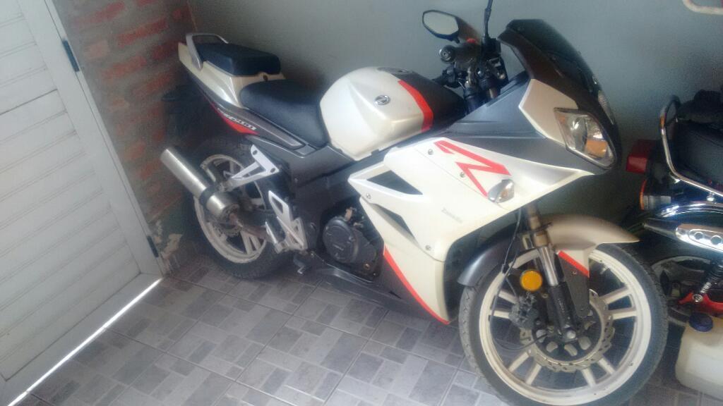 Vdo Zanella Rx 200 Año 2014