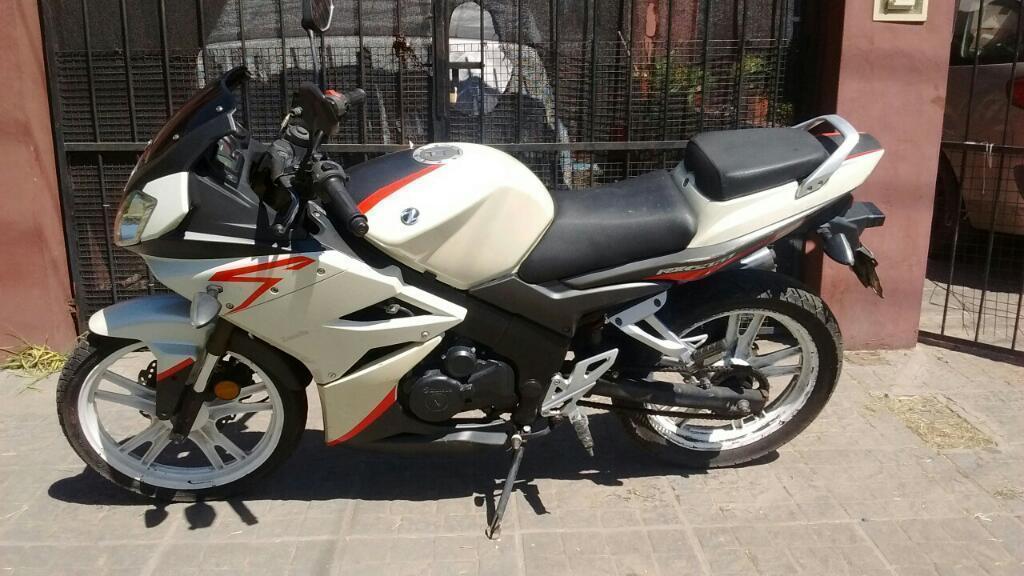 Vdo Zanella Rx 200 Año 2014
