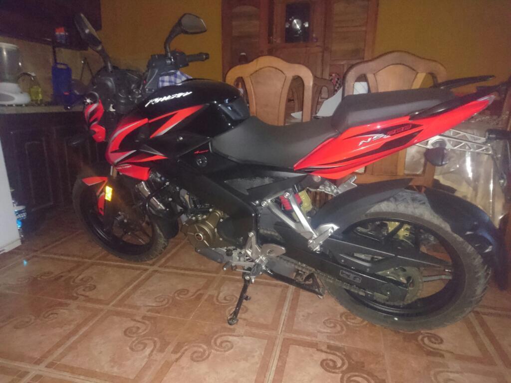 Rouser Ns 200