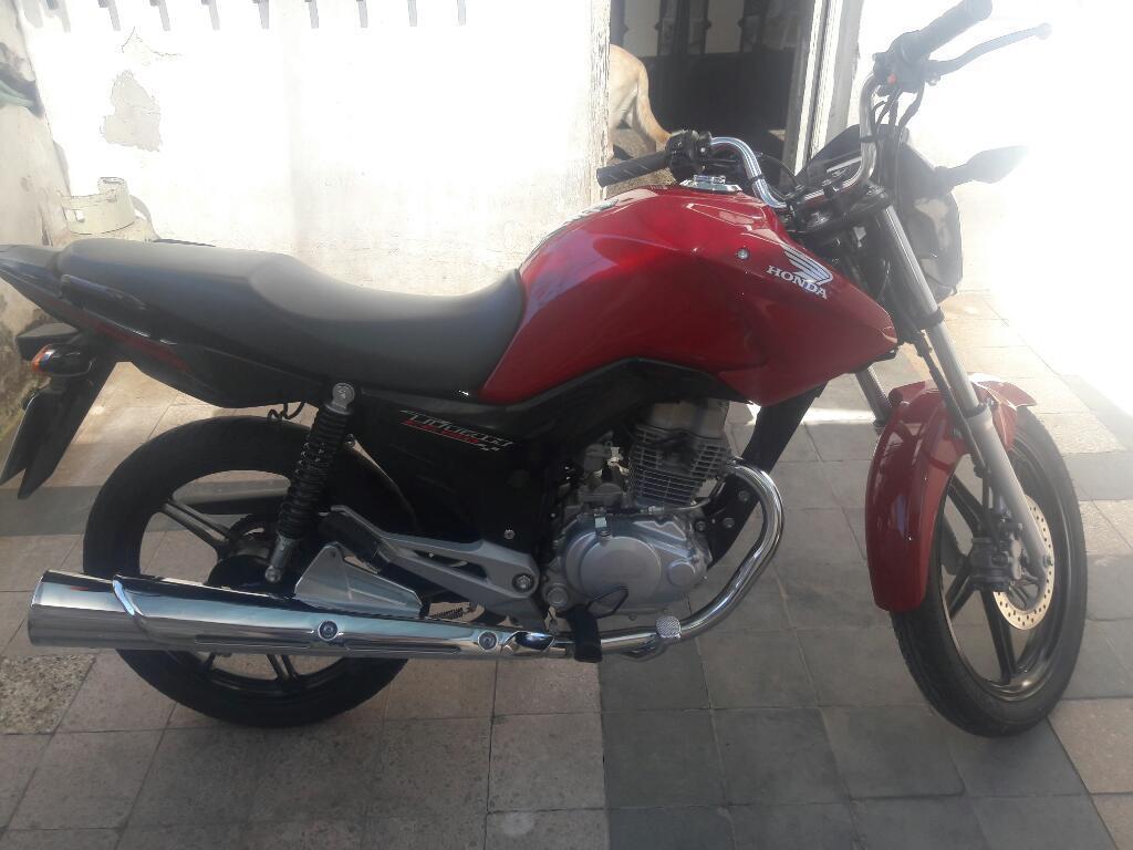 Honda Titan Como Nueva