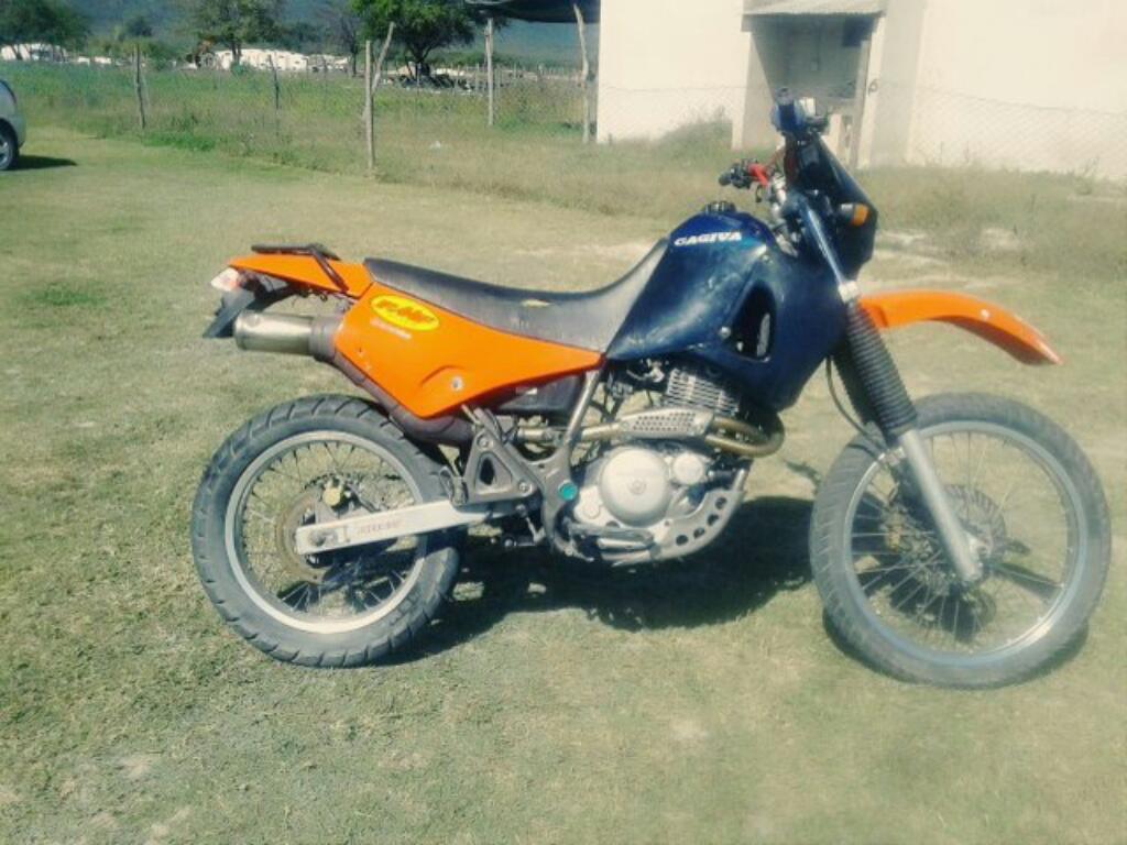 Vendo Cagiva 350 a Patentar