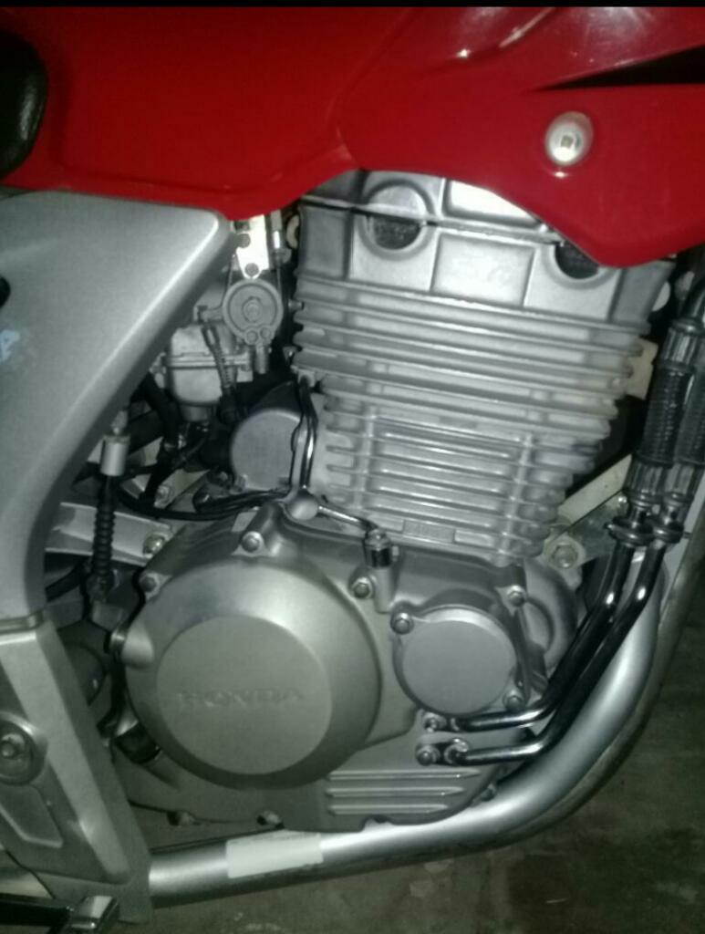 Vendo Honda Twistter en Muy Buen Estado