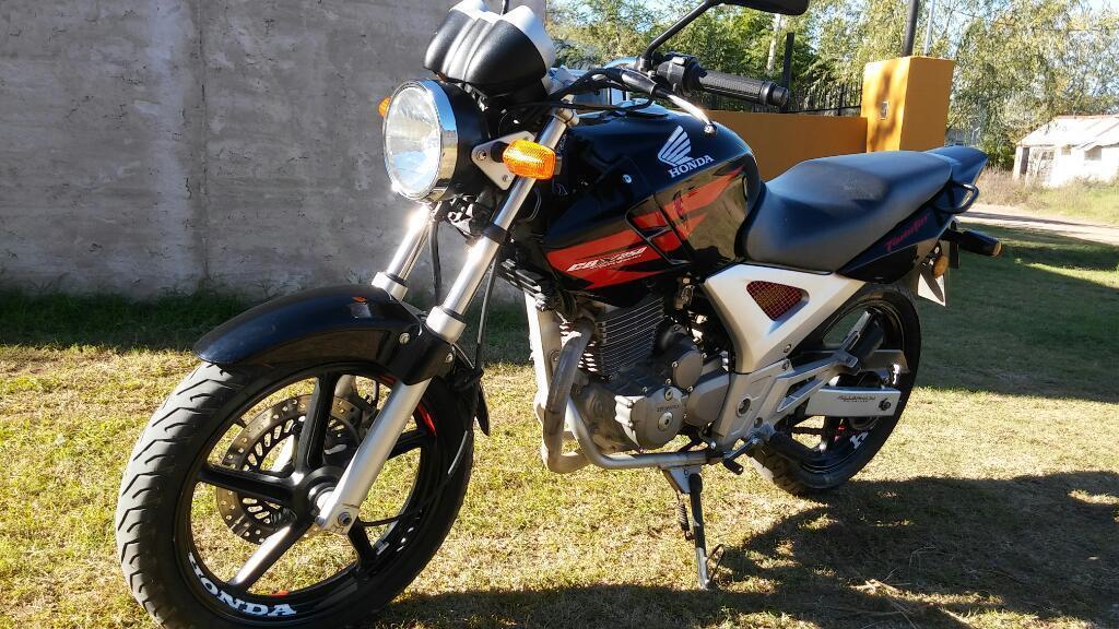 Vendo Honda Twister Impecable