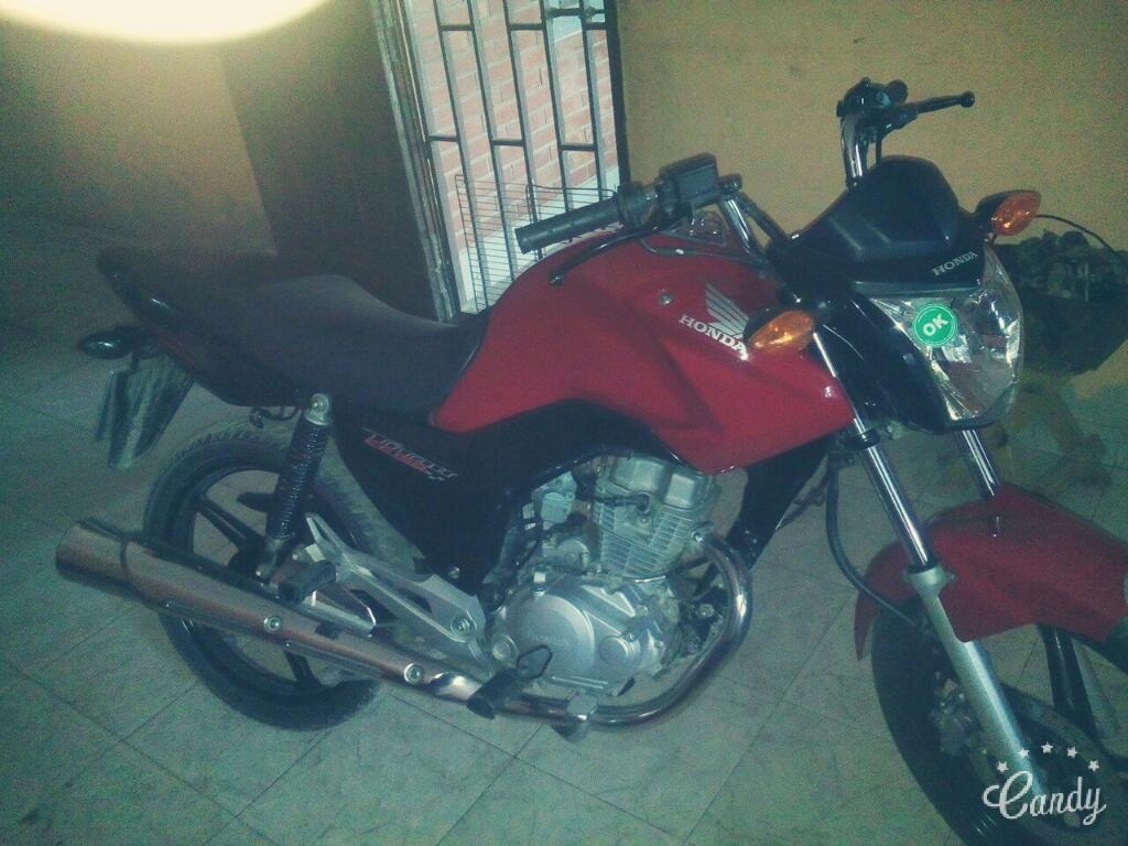 Vendo Excelente Titan Modelo 2016