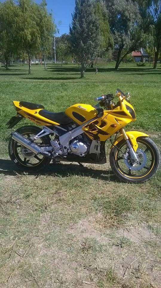 Vendo Motomel SR 200cc.Poco uso OPORTUNIDAD!!