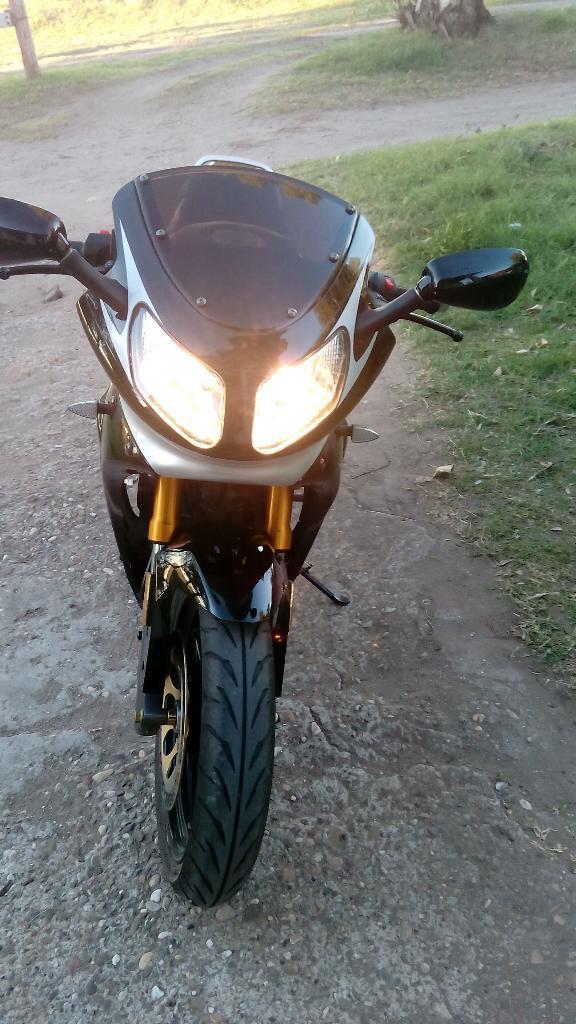 Vendo Moto