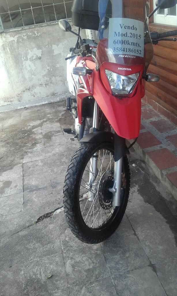 Vendo Honda Xre 300 2015 Inyeccion Elect