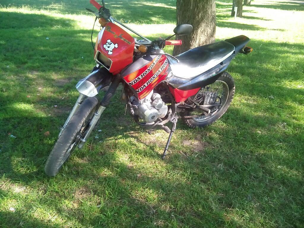 Skua 150 Pemuto por Otra Moto