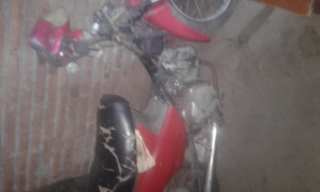 Moto Permuto por Celular O Vendo